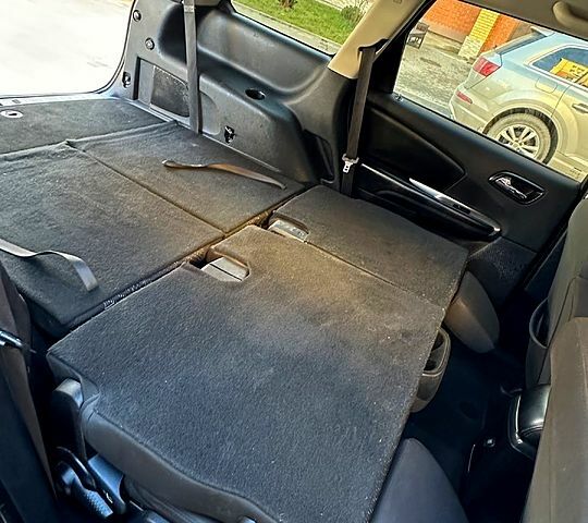 Додж Джорні, об'ємом двигуна 2.4 л та пробігом 141 тис. км за 9100 $, фото 9 на Automoto.ua