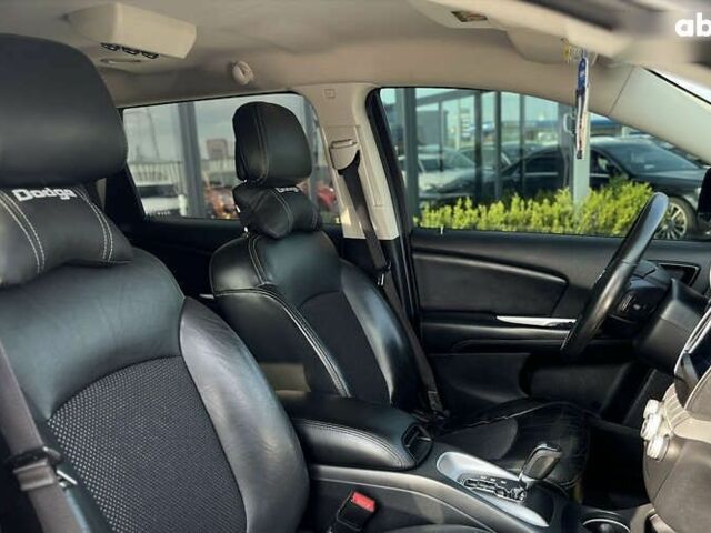 Додж Джорни, объемом двигателя 3.6 л и пробегом 199 тыс. км за 11700 $, фото 10 на Automoto.ua
