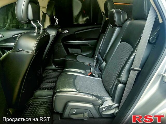 Додж Джорни, объемом двигателя 3.6 л и пробегом 160 тыс. км за 13300 $, фото 4 на Automoto.ua