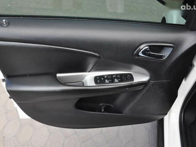 Додж Джорни, объемом двигателя 2.4 л и пробегом 220 тыс. км за 9500 $, фото 15 на Automoto.ua