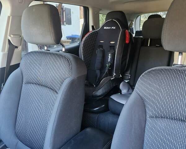 Додж Джорни, объемом двигателя 2.4 л и пробегом 92 тыс. км за 11500 $, фото 4 на Automoto.ua