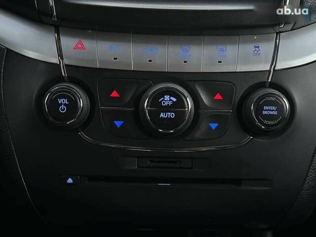 Додж Джорни, объемом двигателя 0 л и пробегом 218 тыс. км за 15350 $, фото 15 на Automoto.ua