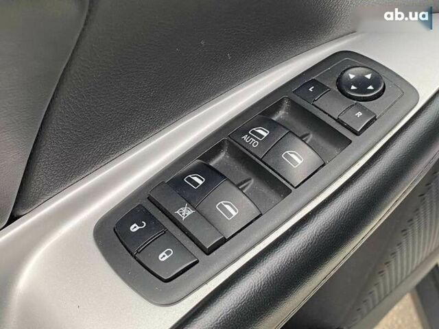 Додж Джорні, об'ємом двигуна 2.4 л та пробігом 111 тис. км за 13700 $, фото 23 на Automoto.ua