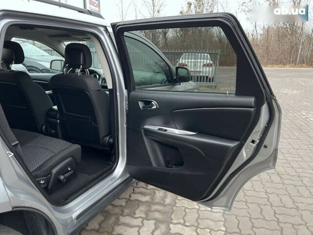 Додж Джорни, объемом двигателя 2.4 л и пробегом 126 тыс. км за 12290 $, фото 29 на Automoto.ua
