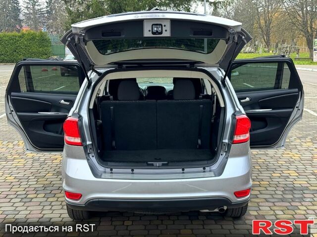 Додж Джорни, объемом двигателя 2.4 л и пробегом 124 тыс. км за 13499 $, фото 7 на Automoto.ua