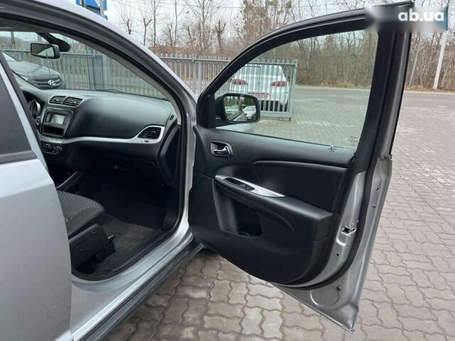 Додж Джорни, объемом двигателя 2.4 л и пробегом 126 тыс. км за 12290 $, фото 26 на Automoto.ua