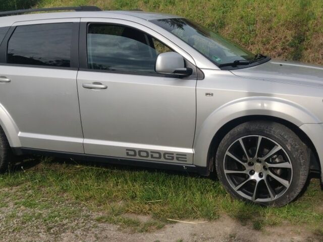 Сірий Додж Джорні, об'ємом двигуна 2 л та пробігом 220 тис. км за 7500 $, фото 13 на Automoto.ua