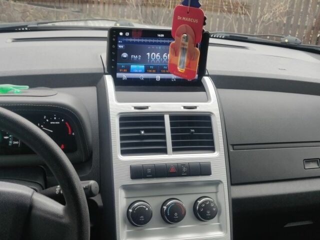 Сірий Додж Джорні, об'ємом двигуна 2 л та пробігом 220 тис. км за 7500 $, фото 5 на Automoto.ua