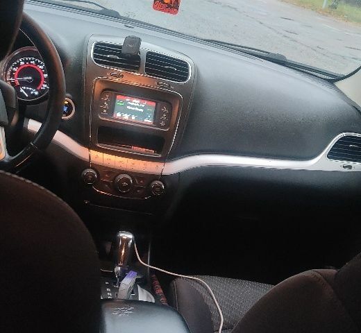 Серый Додж Джорни, объемом двигателя 2.4 л и пробегом 243 тыс. км за 8700 $, фото 6 на Automoto.ua