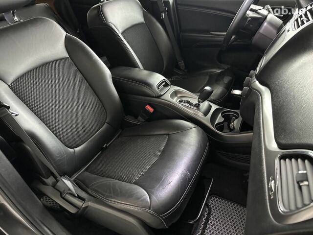 Серый Додж Джорни, объемом двигателя 2.4 л и пробегом 47 тыс. км за 11440 $, фото 17 на Automoto.ua