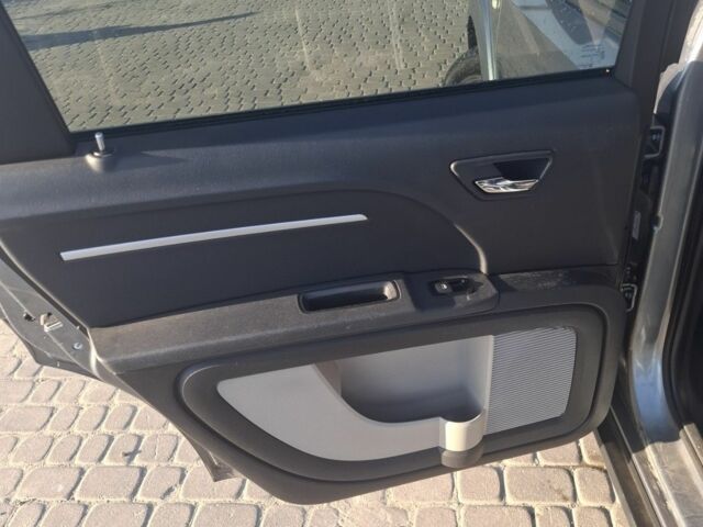 Серый Додж Джорни, объемом двигателя 2 л и пробегом 160 тыс. км за 5500 $, фото 11 на Automoto.ua