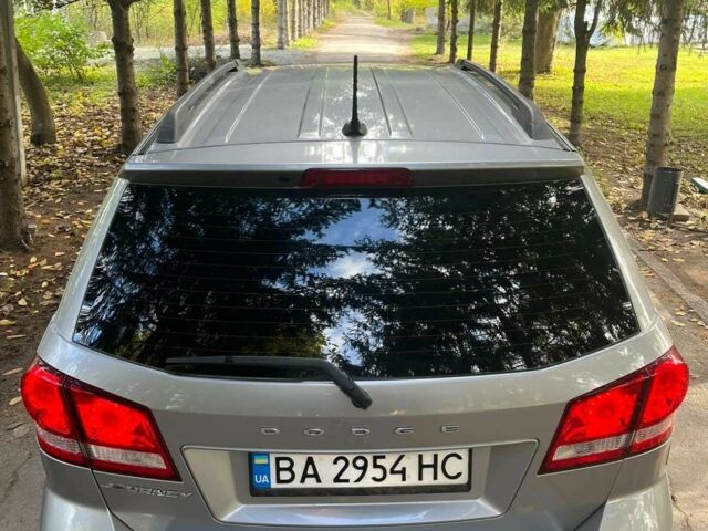 Сірий Додж Джорні, об'ємом двигуна 2.4 л та пробігом 188 тис. км за 11200 $, фото 3 на Automoto.ua