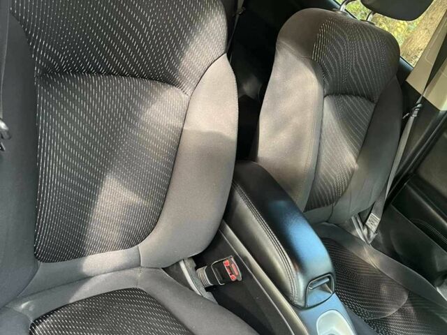 Сірий Додж Джорні, об'ємом двигуна 2.4 л та пробігом 188 тис. км за 11200 $, фото 5 на Automoto.ua