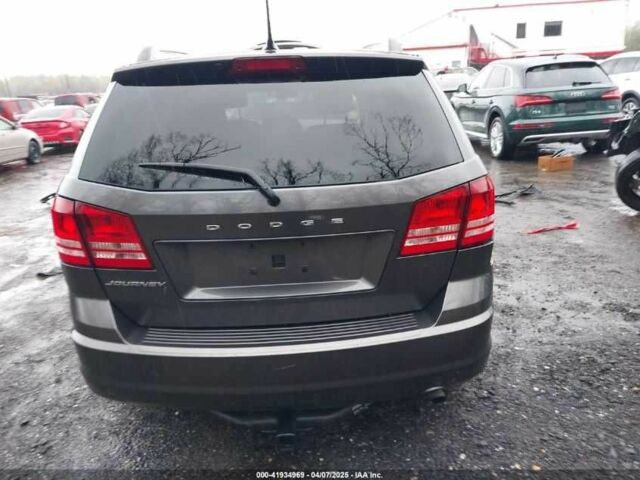 Сірий Додж Джорні, об'ємом двигуна 2.4 л та пробігом 77 тис. км за 8700 $, фото 3 на Automoto.ua