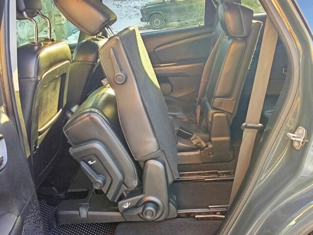 Сірий Додж Джорні, об'ємом двигуна 2.4 л та пробігом 119 тис. км за 13900 $, фото 4 на Automoto.ua