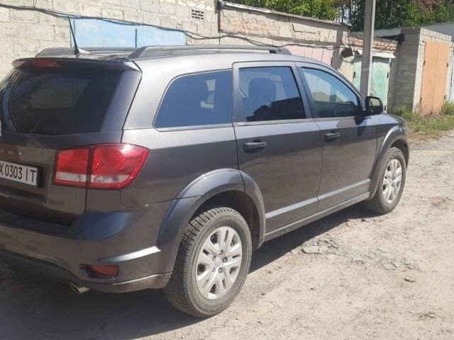 Серый Додж Джорни, объемом двигателя 3.6 л и пробегом 92 тыс. км за 15000 $, фото 6 на Automoto.ua