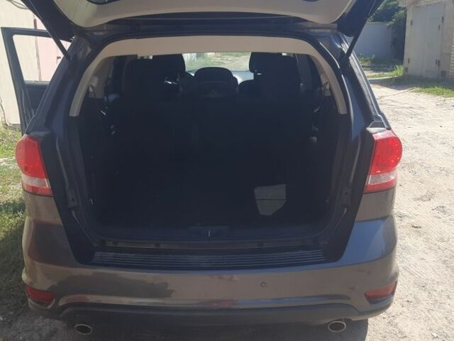 Серый Додж Джорни, объемом двигателя 3.6 л и пробегом 92 тыс. км за 15000 $, фото 10 на Automoto.ua