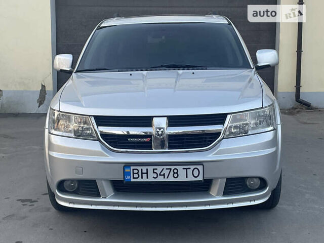 Серый Додж Джорни, объемом двигателя 1.97 л и пробегом 190 тыс. км за 7700 $, фото 3 на Automoto.ua