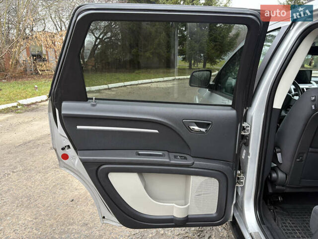 Серый Додж Джорни, объемом двигателя 2 л и пробегом 219 тыс. км за 8500 $, фото 41 на Automoto.ua