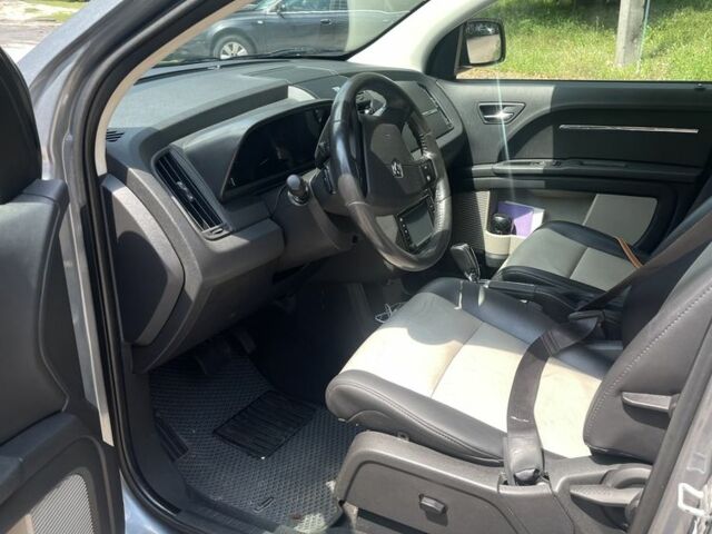 Серый Додж Джорни, объемом двигателя 2 л и пробегом 180 тыс. км за 8200 $, фото 9 на Automoto.ua