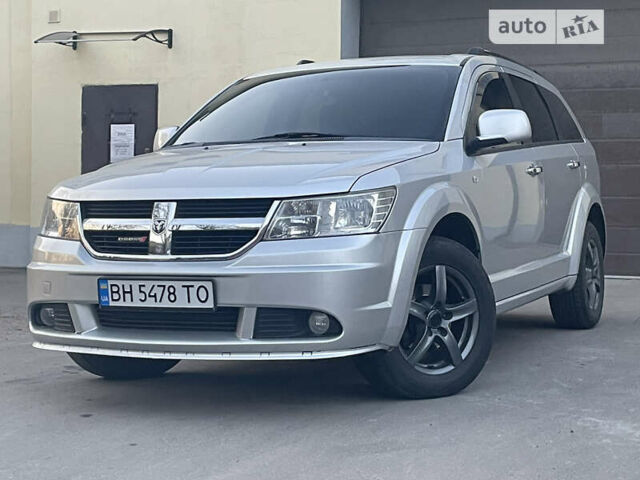 Серый Додж Джорни, объемом двигателя 1.97 л и пробегом 190 тыс. км за 7700 $, фото 1 на Automoto.ua