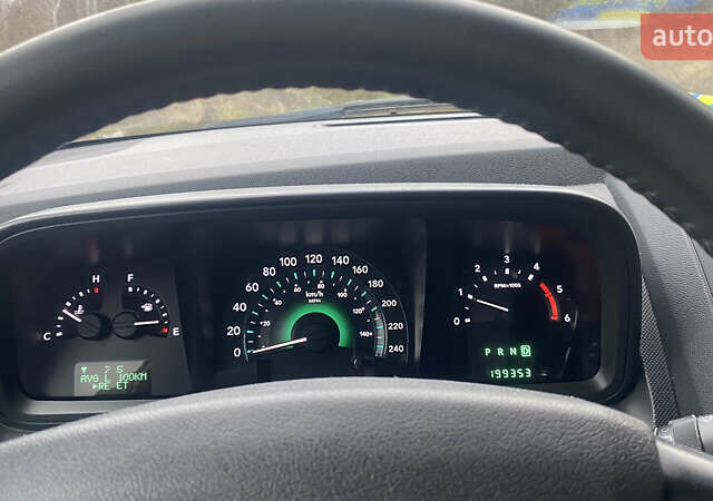 Серый Додж Джорни, объемом двигателя 2 л и пробегом 199 тыс. км за 8500 $, фото 26 на Automoto.ua