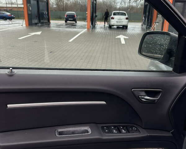 Серый Додж Джорни, объемом двигателя 1.97 л и пробегом 270 тыс. км за 8600 $, фото 11 на Automoto.ua