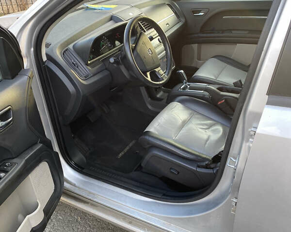 Серый Додж Джорни, объемом двигателя 2 л и пробегом 199 тыс. км за 8500 $, фото 23 на Automoto.ua