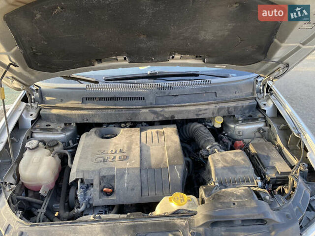 Серый Додж Джорни, объемом двигателя 2 л и пробегом 199 тыс. км за 8500 $, фото 32 на Automoto.ua