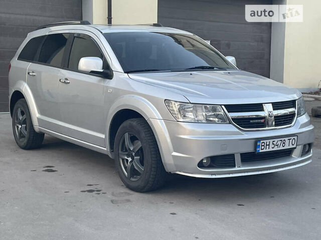 Серый Додж Джорни, объемом двигателя 1.97 л и пробегом 190 тыс. км за 7700 $, фото 4 на Automoto.ua