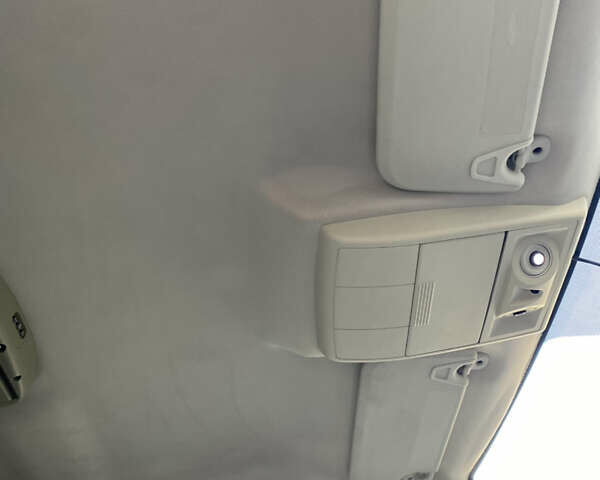 Серый Додж Джорни, объемом двигателя 2 л и пробегом 199 тыс. км за 8500 $, фото 19 на Automoto.ua