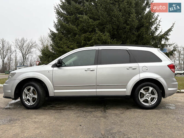 Серый Додж Джорни, объемом двигателя 2 л и пробегом 219 тыс. км за 8500 $, фото 8 на Automoto.ua