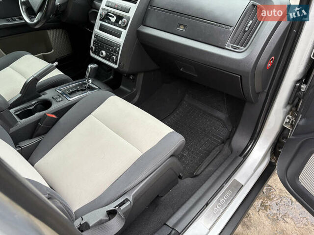 Серый Додж Джорни, объемом двигателя 2 л и пробегом 219 тыс. км за 8500 $, фото 58 на Automoto.ua