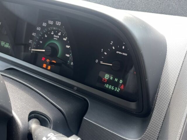 Серый Додж Джорни, объемом двигателя 2 л и пробегом 180 тыс. км за 8200 $, фото 3 на Automoto.ua