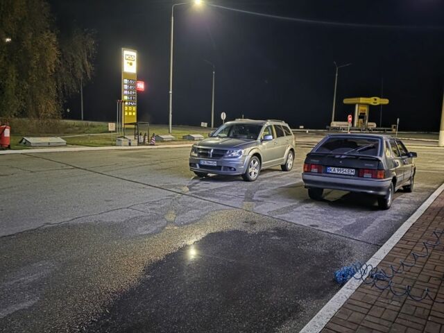 Серый Додж Джорни, объемом двигателя 2 л и пробегом 180 тыс. км за 8200 $, фото 17 на Automoto.ua