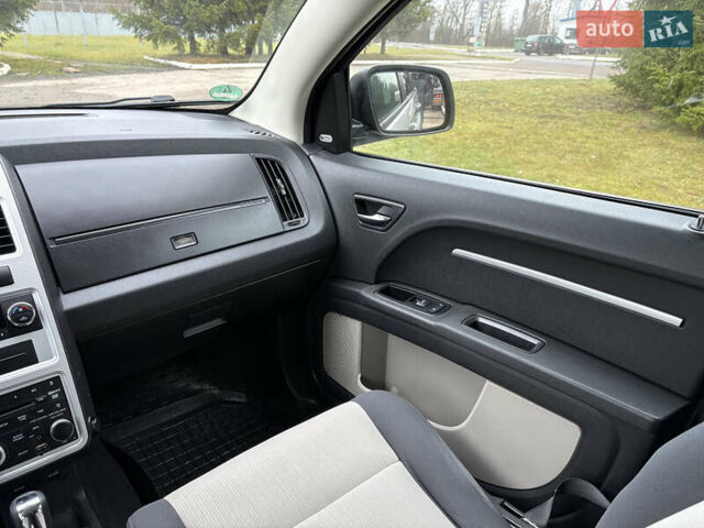 Серый Додж Джорни, объемом двигателя 2 л и пробегом 219 тыс. км за 8500 $, фото 69 на Automoto.ua