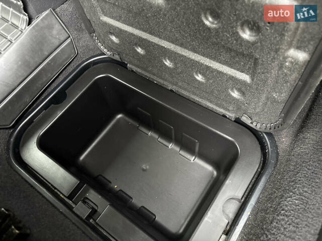 Серый Додж Джорни, объемом двигателя 2 л и пробегом 219 тыс. км за 8500 $, фото 73 на Automoto.ua