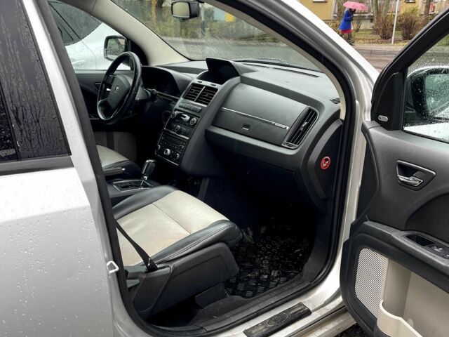 Серый Додж Джорни, объемом двигателя 2 л и пробегом 320 тыс. км за 3550 $, фото 10 на Automoto.ua