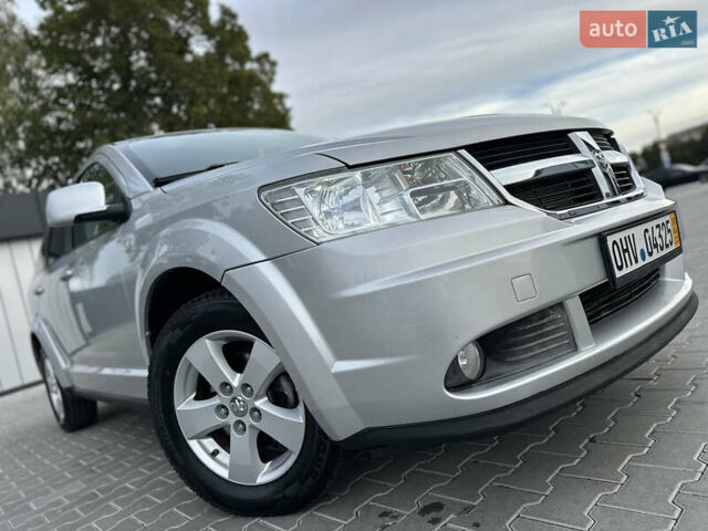 Серый Додж Джорни, объемом двигателя 1.97 л и пробегом 194 тыс. км за 7650 $, фото 44 на Automoto.ua