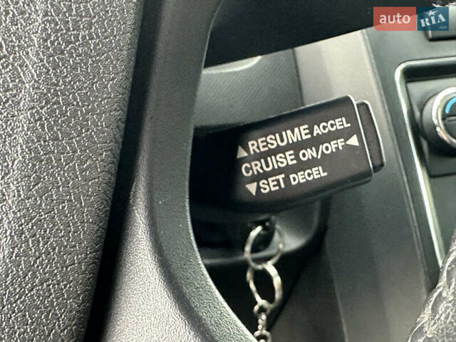 Серый Додж Джорни, объемом двигателя 1.97 л и пробегом 194 тыс. км за 7650 $, фото 69 на Automoto.ua