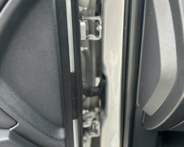 Серый Додж Джорни, объемом двигателя 1.97 л и пробегом 194 тыс. км за 7650 $, фото 59 на Automoto.ua