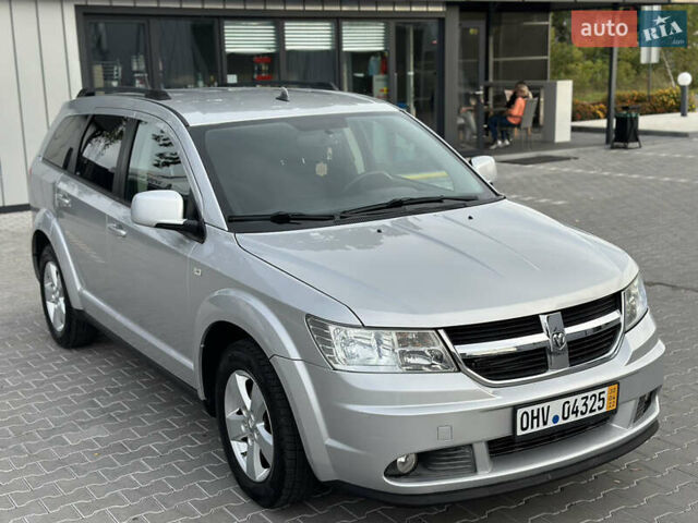 Серый Додж Джорни, объемом двигателя 1.97 л и пробегом 194 тыс. км за 7650 $, фото 9 на Automoto.ua