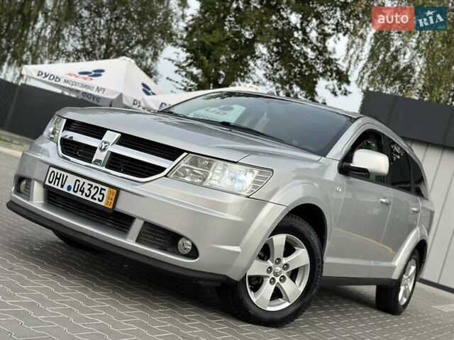 Серый Додж Джорни, объемом двигателя 1.97 л и пробегом 194 тыс. км за 7650 $, фото 41 на Automoto.ua