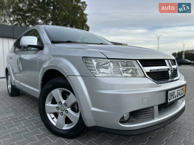Серый Додж Джорни, объемом двигателя 1.97 л и пробегом 194 тыс. км за 7650 $, фото 43 на Automoto.ua