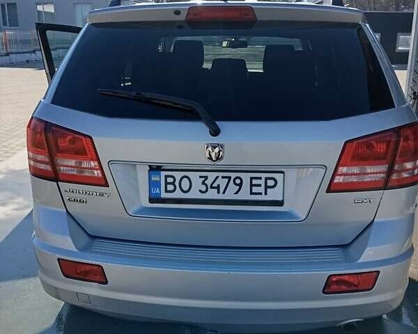 Серый Додж Джорни, объемом двигателя 2 л и пробегом 213 тыс. км за 10000 $, фото 11 на Automoto.ua
