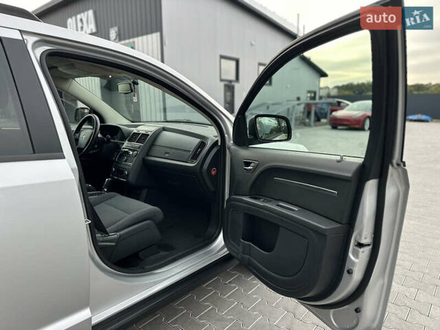 Серый Додж Джорни, объемом двигателя 1.97 л и пробегом 194 тыс. км за 7650 $, фото 98 на Automoto.ua