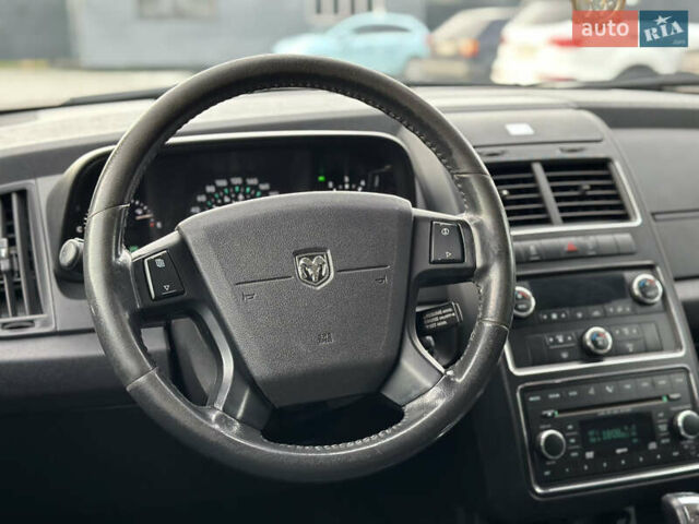Серый Додж Джорни, объемом двигателя 1.97 л и пробегом 194 тыс. км за 7650 $, фото 80 на Automoto.ua