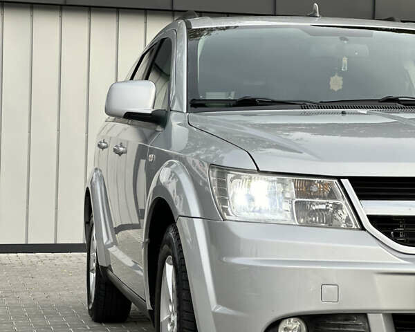 Серый Додж Джорни, объемом двигателя 1.97 л и пробегом 194 тыс. км за 7650 $, фото 17 на Automoto.ua