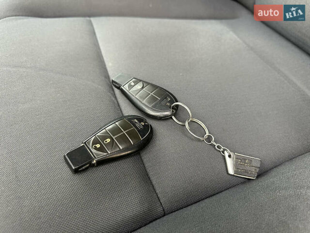 Серый Додж Джорни, объемом двигателя 1.97 л и пробегом 194 тыс. км за 7650 $, фото 110 на Automoto.ua