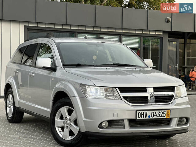 Серый Додж Джорни, объемом двигателя 1.97 л и пробегом 194 тыс. км за 7650 $, фото 48 на Automoto.ua